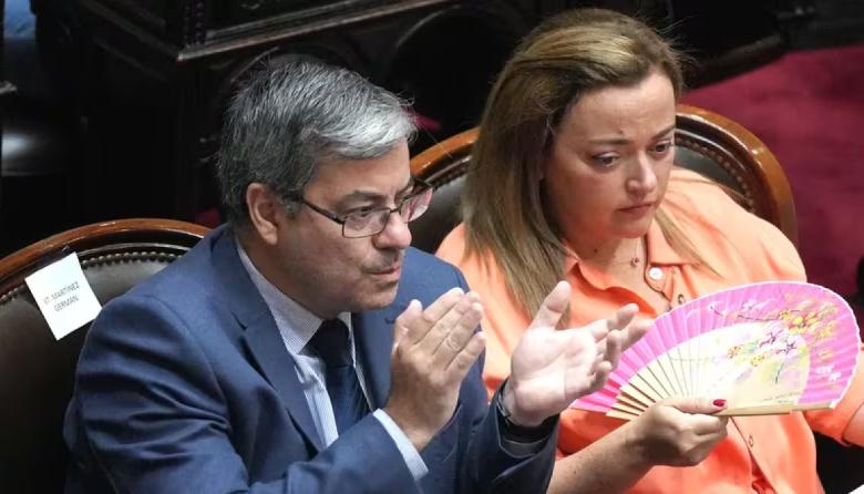 Unión por la Patria pidió una sesión especial en Diputados para rechazar el DNU de Javier Milei