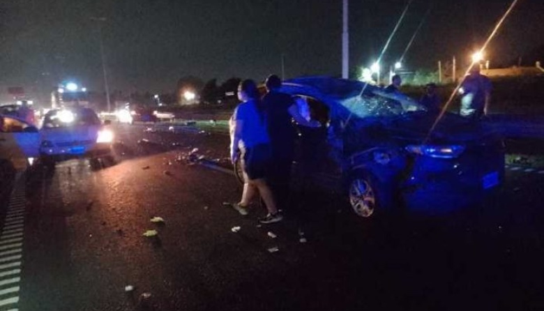 Dos accidentes en la Autopista Luján-Junín: cinco personas heridas