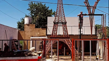 Inaugurarán una réplica de la Torre Eiffel y será en homenaje al 'Chulo' Rivoira